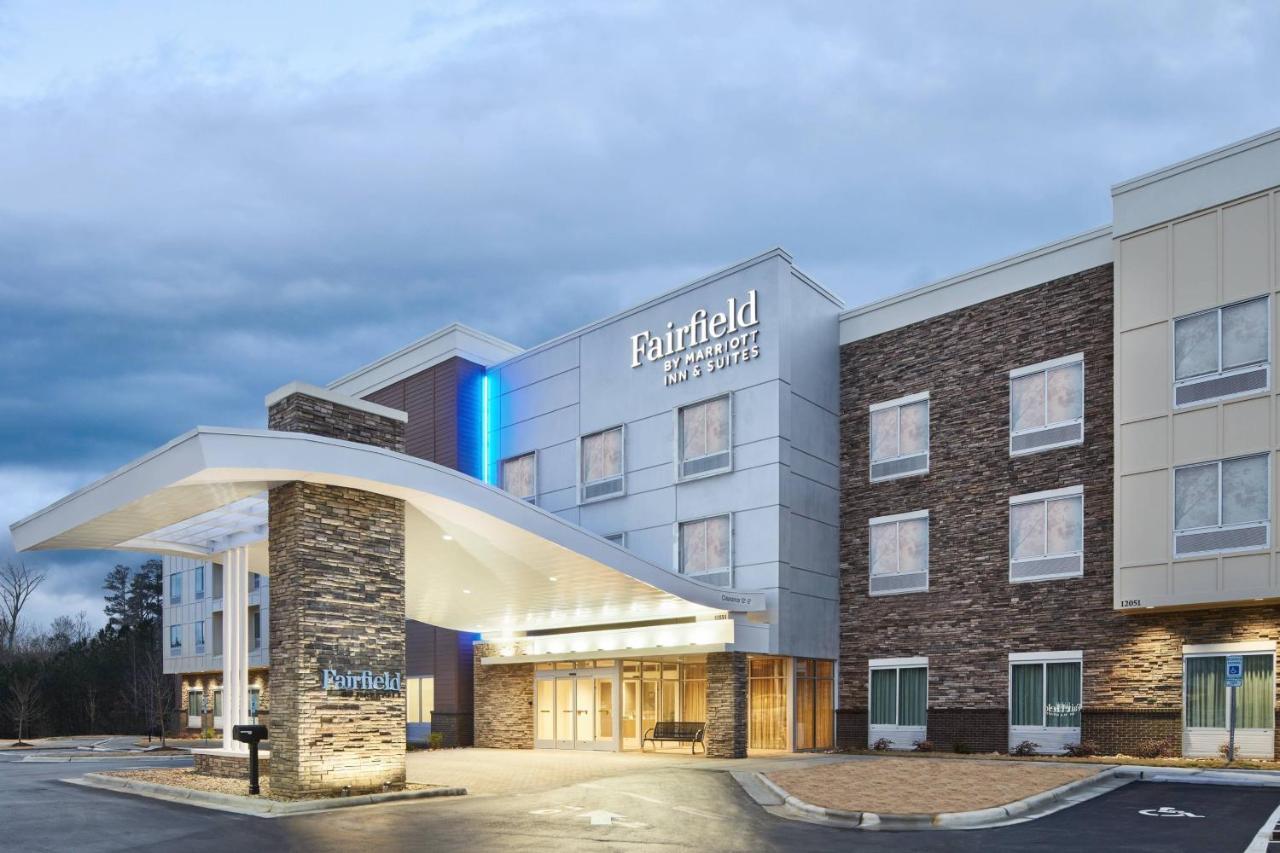 Fairfield Inn & Suites By Marriott Raleigh Уэйк-Форест Экстерьер фото