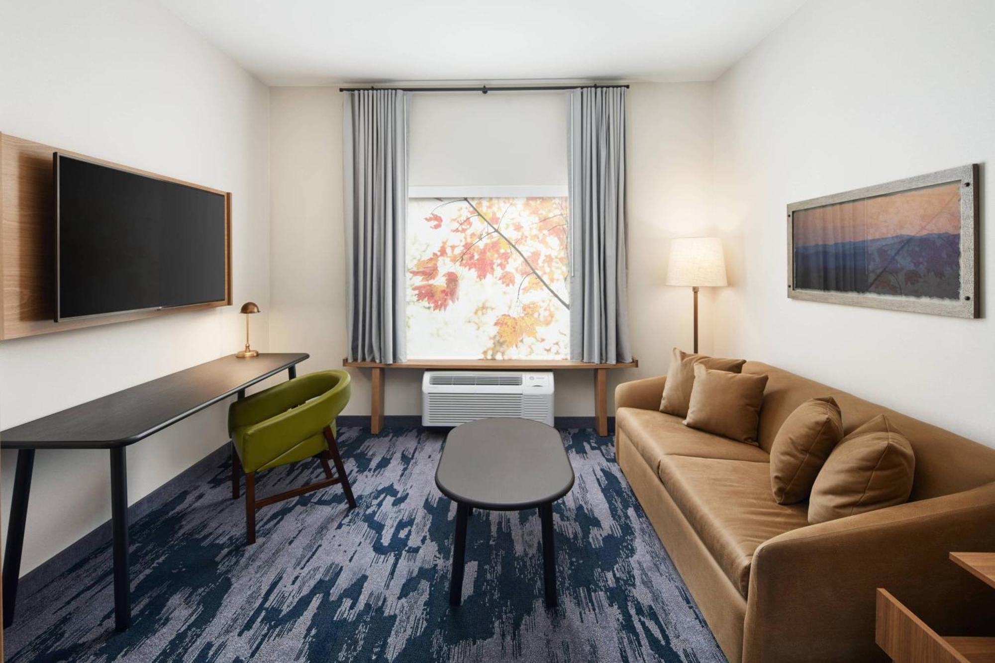 Fairfield Inn & Suites By Marriott Raleigh Уэйк-Форест Экстерьер фото